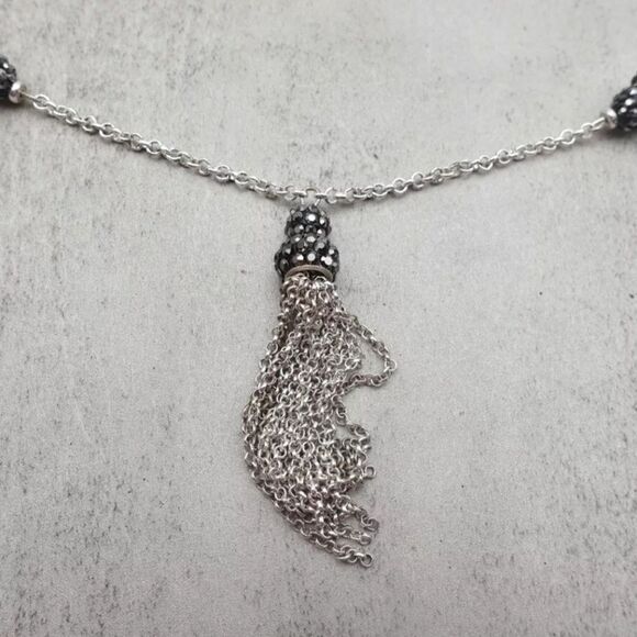 Liz Claiborne Necklace Silver Tone Station Beads Tassel Pendant 26 Inch NWOT - Picture 4 of 8